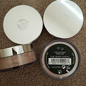 Loose face powder